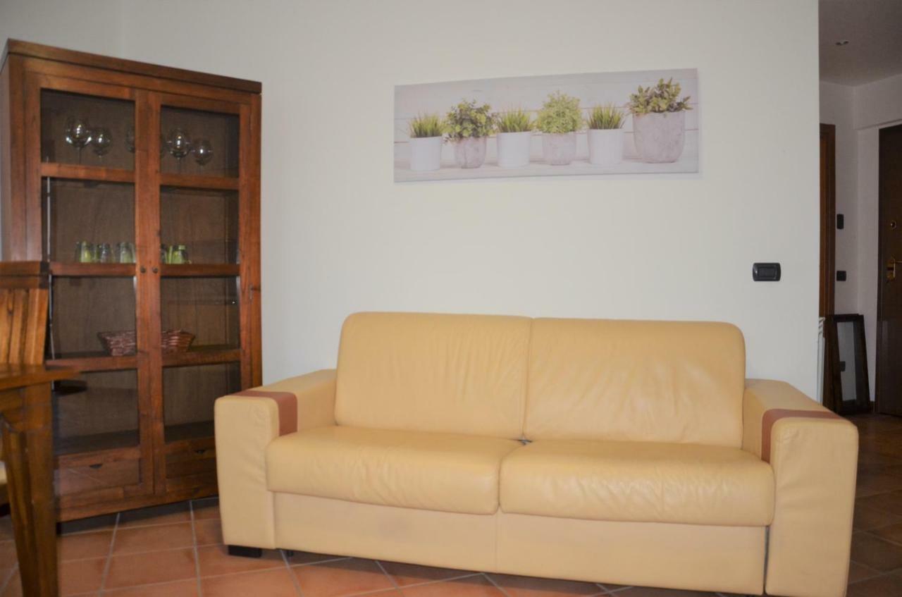 Casa Al Lago Оменья Екстер'єр фото