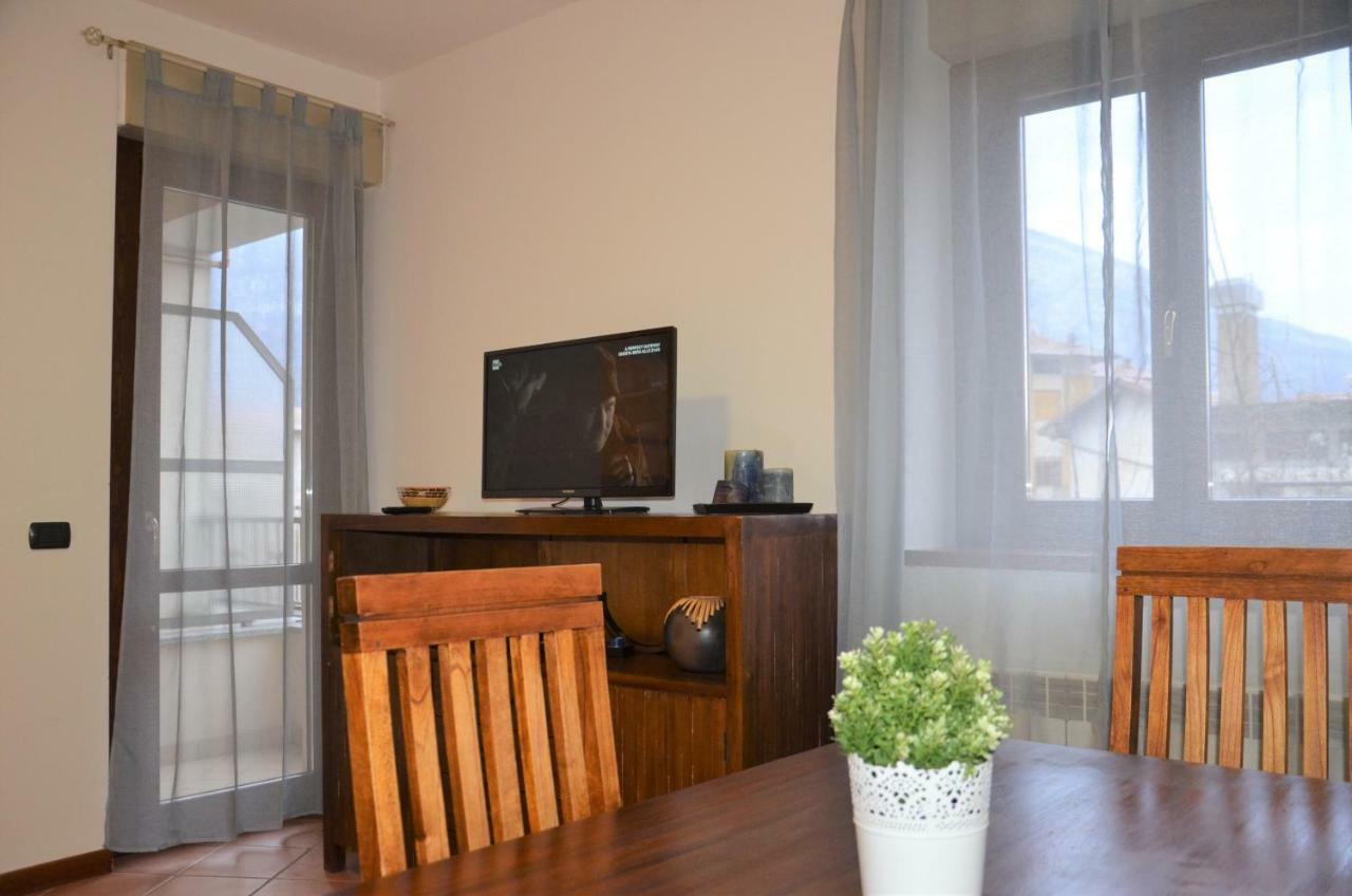 Casa Al Lago Оменья Екстер'єр фото