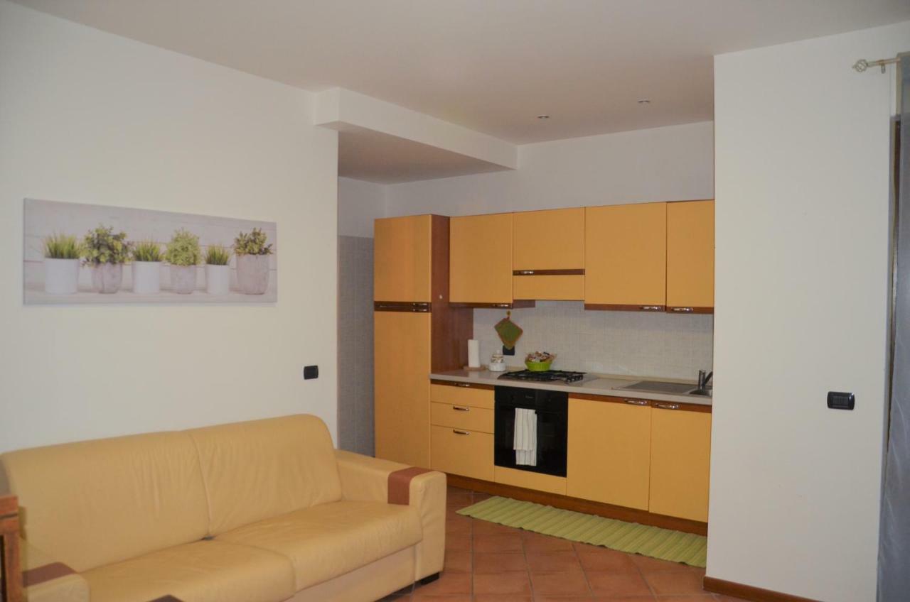 Casa Al Lago Оменья Екстер'єр фото